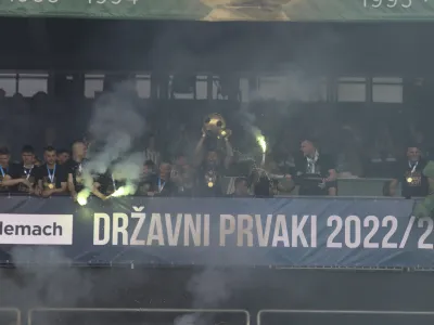 - 20.05.2023 &ndash; nogomet - Olimpija: Celje, Prva liga Telemacha, 36., zadnji krog: - nogometa&scaron;i Olimpije - državni prvaki 2022/23 //FOTO: Luka Cjuha