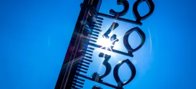 FILED - 19 July 2022, Mecklenburg-Vorpommern, Schwerin: An outdoor thermometer in an allotment garden shows the temperature to be close to 40 degrees in Germany. Heatwaves, droughts and flooding are likely to be on the rise with the return of the feared weather phenomenon known as El Niño, according to the World Meteorological Organization (WMO) on Tuesday. Photo: Jens Büttner/dpa