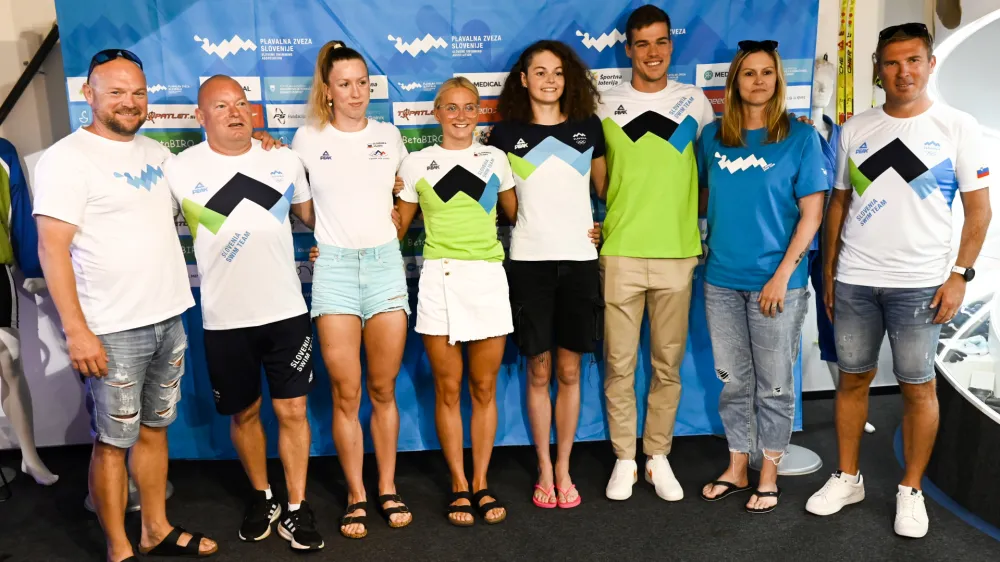 - 11.07.2023 &ndash; Plavalna zveza Slovenije (PZS) &ndash; plavalna reprezentanca pred odhodom na plavalno svetovno prvenstvo v Fukuoki na Japonskem &ndash; plavalci - //FOTO: Nik Erik Neubauer