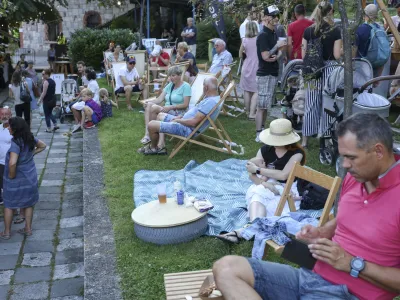 - 14.07.2023 &ndash; Kamnik &ndash; Kulinarični dogodek KUL petek - park Evropa //FOTO: Jaka Gasar