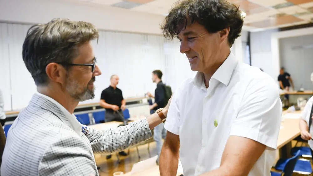 Zvezdan Martič, novi predsednik uprave RTV Slovenija<br><br>- 13.07.2023 &ndash; Radiotelevizija Slovenija - Svet RTV Slovenija &ndash; seja na kateri so imenovali novega predsednika uprave RTVS; uprava - vodstvo<br><br> <br><br>//FOTO: Nik Erik Neubauer