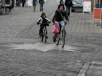 - CELJE - tretje največje slovensko mesto s 45.826 prebivalcev -//FOTO: Bojan VelikonjaOPOMBA: ZA OBJAVO V PRILOGI &ndash; DNEVNIKOV OBJEKTIV - REPORTAŽA