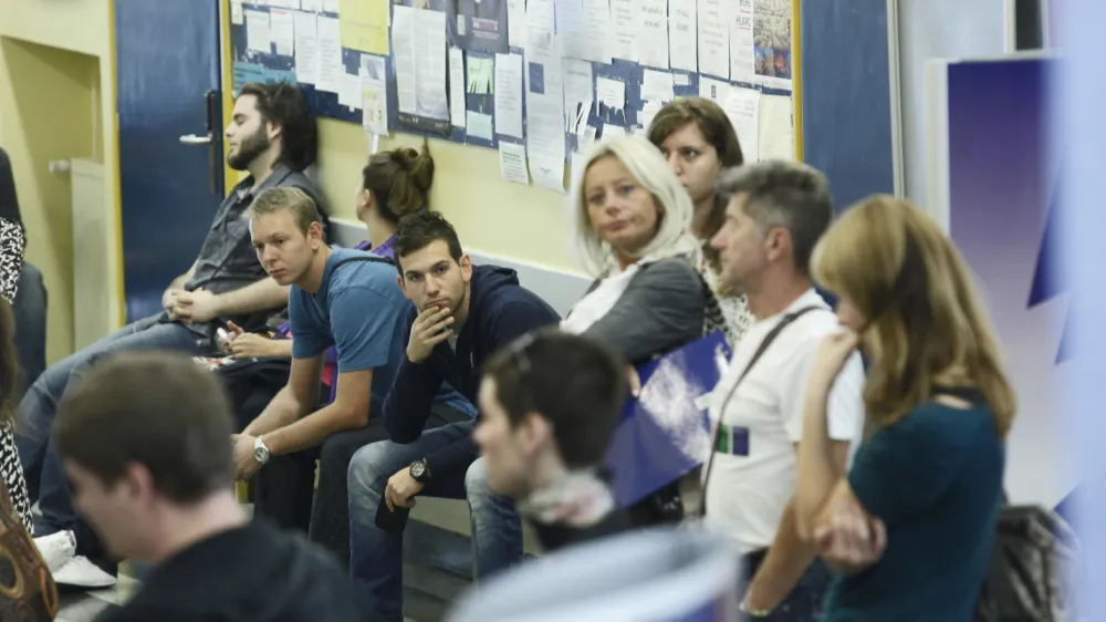 - Filozofska fakulteta - &scaron;tudenti- Vpis &scaron;tudentov v vi&scaron;je&scaron;olsko in visoko&scaron;olsko izobraževanje v &scaron;tudijskem letu 2012/13- //FOTO: Luka Cjuha