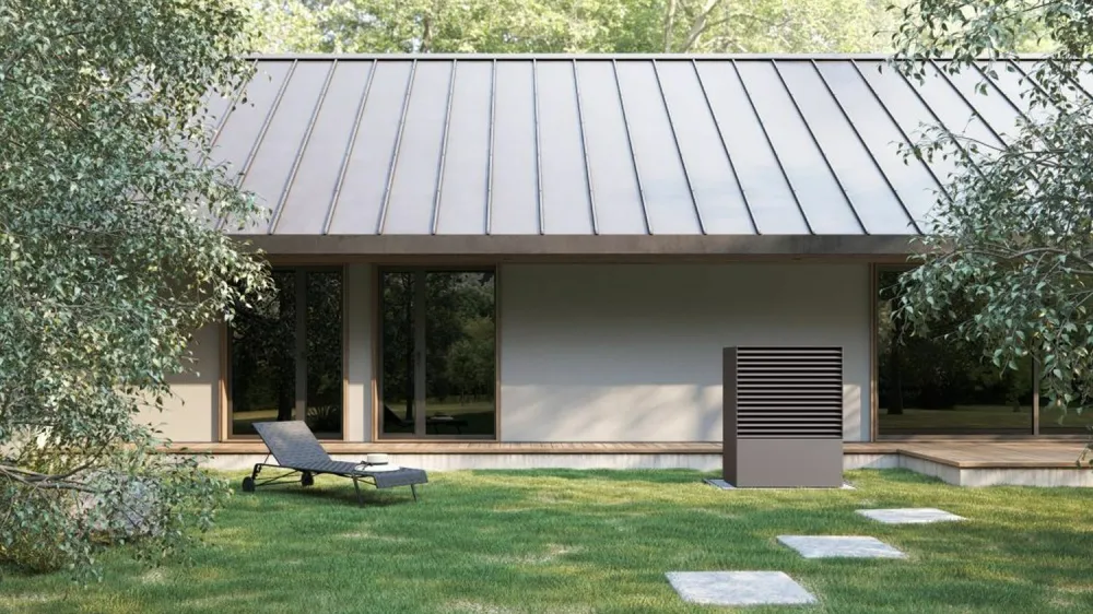 Toplotna črpalka adapt je ena najti&scaron;jih in oblikovno najbolj dovr&scaron;enih na &scaron;ir&scaron;em trgu. F Kronoterm