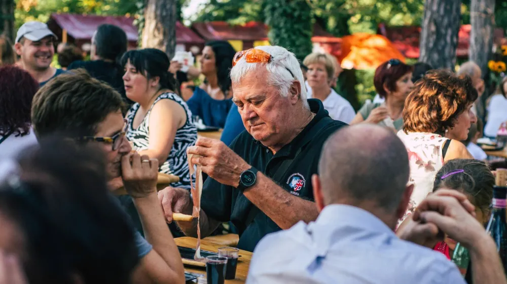 Obisk Krasa bo priložnost tudi za srečanje s prijatelji.