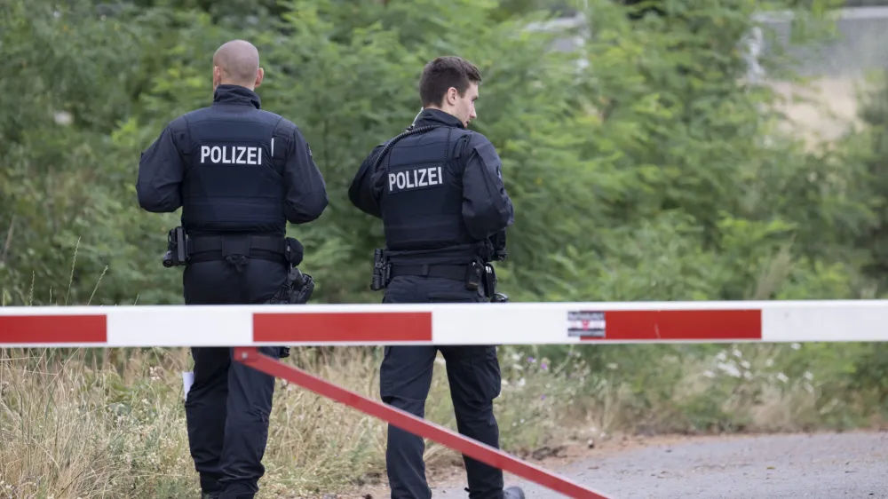FILED - 21 July 2023, Hesse, Frankfurt/Main: Police officers patrol around Frankfurt Airport. Photo: Boris Roessler/dpa
