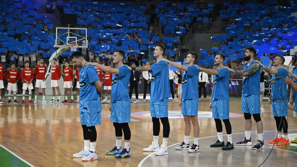 Luka Dončić- 30.06.2022 &ndash; ko&scaron;arka &ndash; Slovenija: Hrva&scaron;ka, kvalifikacije za svetovno prvenstvo SP 2023, 5. krog - spektakel v Stožicah z Luko Dončićem in Goranom Dragićem//FOTO: Nik Erik Neubauer