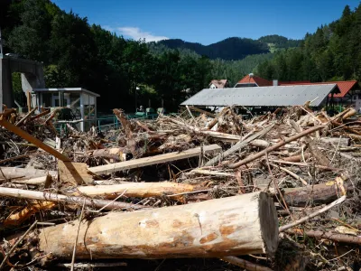 Mezica, Crna na Koroskem.<br>Posledice poplav.