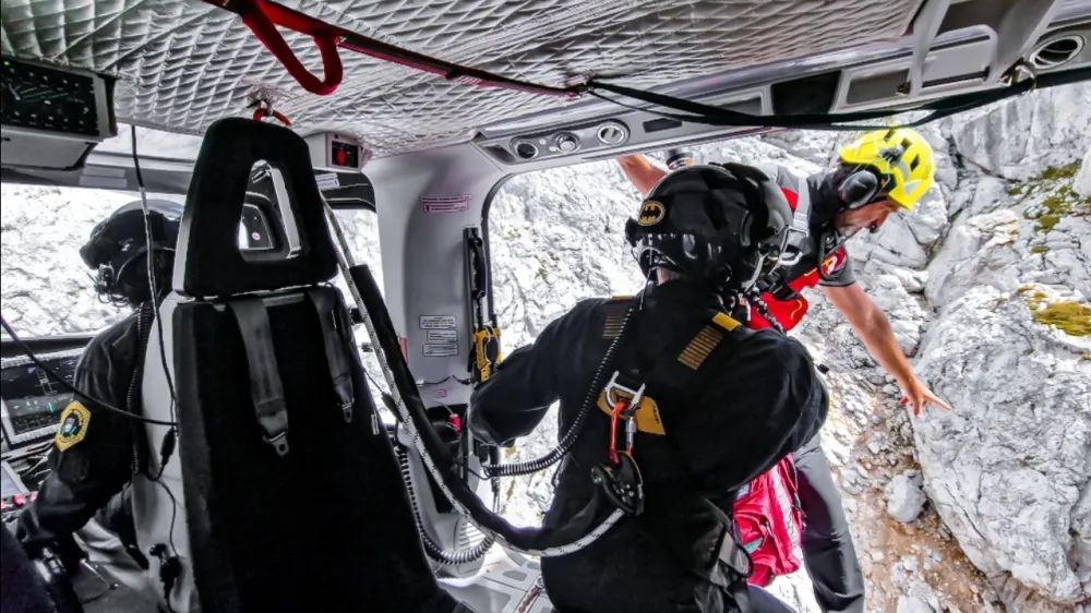 re&scaron;evanje gore policija prisojnik