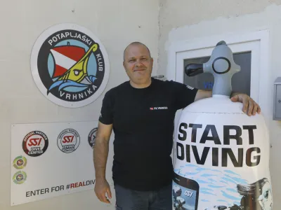 Potaplja&scaron;ki in&scaron;truktor in vodja Potaplja&scaron;kega kluba Vrhnika Bo&scaron;tjan Turk.