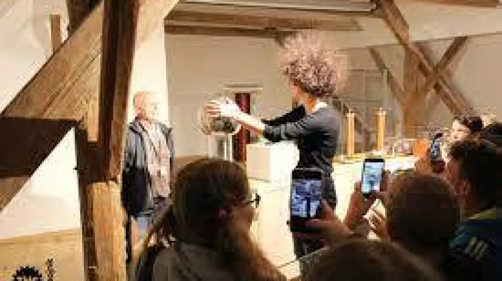 Tehni&scaron;ki muzej Slovenije in poskusi - Nikola Tesla