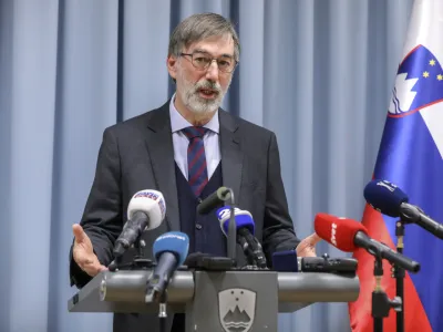 minister za vzgojo in izobraževanje dr. Darjo Felda - 06.03.2023 - Ministrstvo za vzgojo in izobraževanje - prvo uradno srečanje ministrstva za vzgojo in izobraževanje dr. Darja Felda in Sindikata vzgoje, izobraževanja, znanosti in kulture Slovenije (Sviz) po preoblikovanju resorjev //FOTO: Jaka Gasar