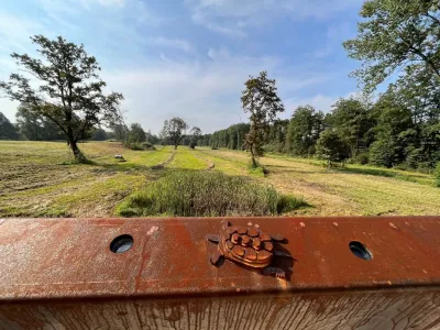 Intepretacijska Pot med jel&scaron;ami. Krajinski park Ljubljansko barje / Mesni park Rakova jel&scaron;a