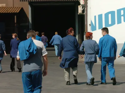 V NLB trenutno preverjajo interes, kateri od lastnikov bi se poleg zre&scaron;kega Uniorja, največjega posamičnega lastnika, priključil konzorciju za prodajo družbe &Scaron;tore Steel.