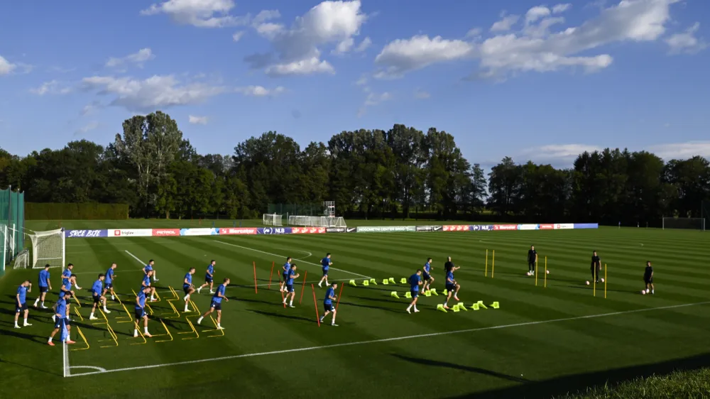 - 04.09.2023 &ndash; Trening reprezentance Slovenije v Nacionalnem nogometnem centru na Brdu pri Kranju pred kvalifikacijskima tekmama s San Marinom in Severno Irsko v kvalifikacijah za evropsko prvenstvo v Nemčiji leta 2024. //FOTO: Nik Erik Neubauer