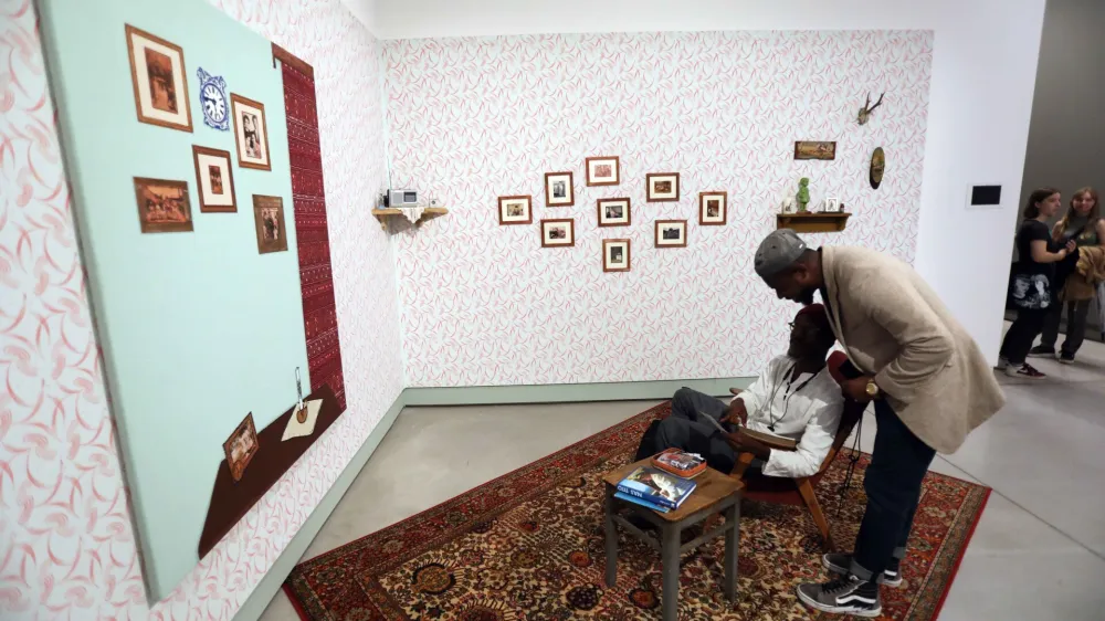 - 14.09.2023 &ndash; Cukrarna - 35. Grafični bienale Ljubljana 2023 - ogled bienalskih razstavi&scaron;č za predstavnike medijev pred uradnim odprtjem //FOTO: Tomaž Skale