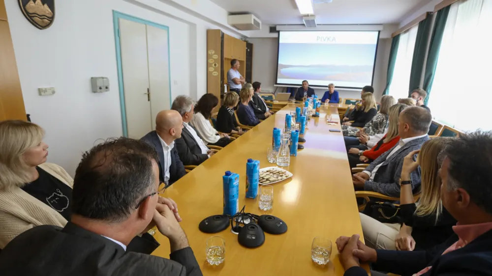 21.09.2023 - 23. Slovenska GAZELA 2023 &ndash; regijski izbor najbolj&scaron;ih najhitreje rastočih podjetij v organizaciji časnika Dnevnik &ndash; razglasitev Primorsko-notranjske gazele 2023 v Pivki&nbsp;//FOTO: Luka Cjuha