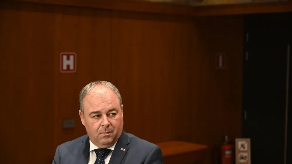 Poslanec SDS in podpredsednik državnega zbora Danijel Krivec ni vedel, da kr&scaron;i zakonodajo glede nezdružljivosti funkcij.