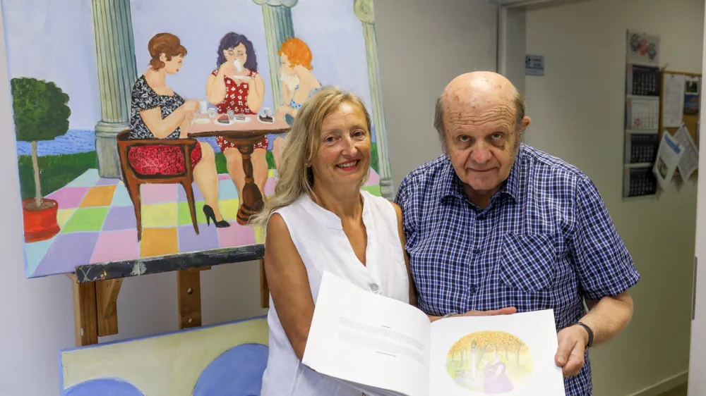 Vodja ateljeja Erika Pavlin že dvajset let sodeluje z 74-letnim Pavlom Franzom, s katerim sta pred kratkim tudi predstavila knjigo Debelu&scaron;ke ljubljanske. F Bojan Velikonja
