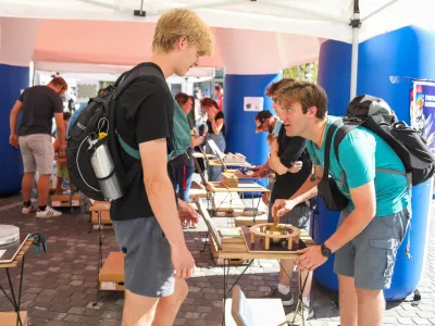 - Pre&scaron;ernov trg - Hi&scaron;a eksperimentov - 29.09.2023 - Evropska noč raziskovalcev - vseslovenski dogodek Noč ima svojo moč. //FOTO: Bojan Velikonja