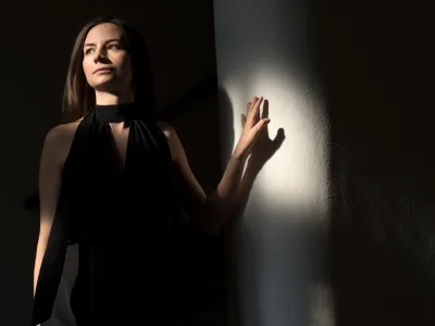 V nedeljo bodo na gra&scaron;ki univerzi premierno izvedli prvo opero canvas (platno) skladateljice Nine &Scaron;enk.
Foto: arhiv N. &Scaron;.