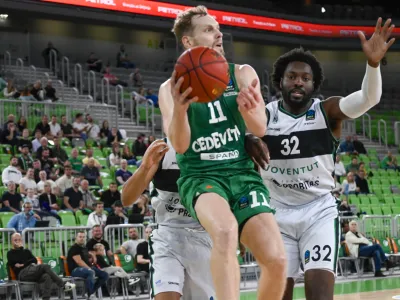 - 11.10.2023 &ndash; ko&scaron;arka - tekma Cedevita Olimpija - Joventut Badalona, evropski pokal, 2. krog: //FOTO: Nik Erik Neubauer