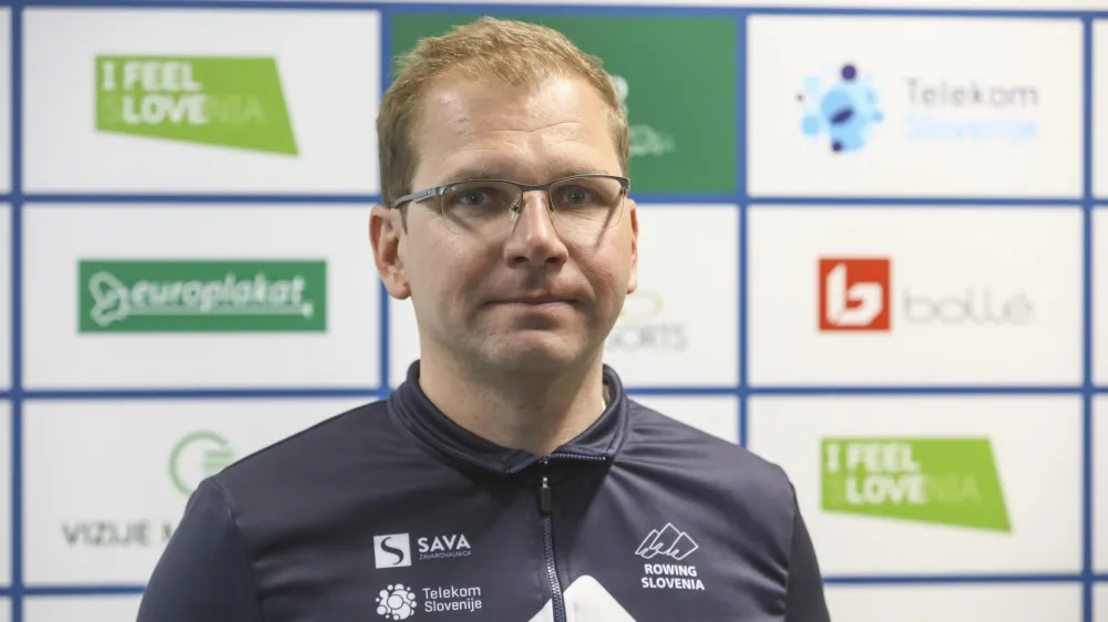Jan Ilar, selektror vesla&scaron;ke reprezentance- 20.04.2023 - Vesla&scaron;ka zveza Slovenije (VZS) &ndash; vesla&scaron;ka reprezenztanca pred evropskim prvenstvom na Bledu. - veslači - //FOTO: Luka Cjuha