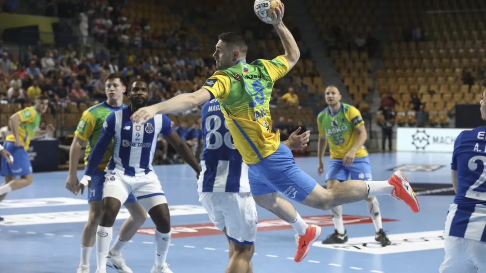 Mitja Janc- 20.09.2023 &ndash; rokomet - Celje Pivovarna La&scaron;ko: Porto, liga prvakov, 2. krog &ndash; skupina B //FOTO: Luka Cjuha