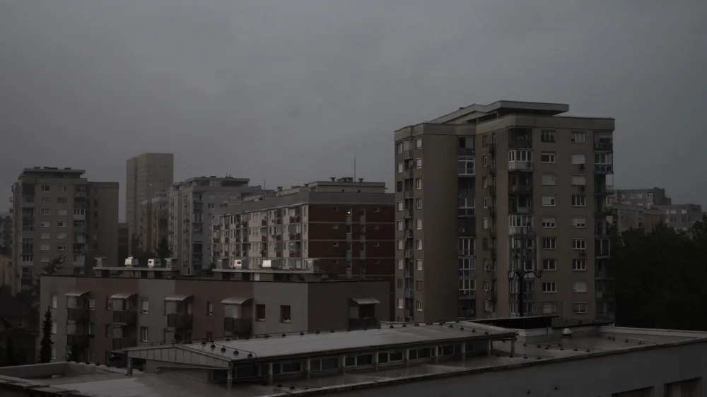  - 25.07.2023 &ndash; Jutranja nevihta. Ljubljana, &Scaron;i&scaron;ka.  //FOTO: Nik Erik Neubauer