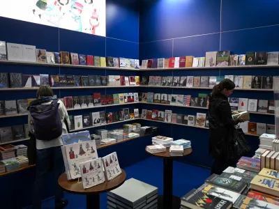 - simbolična fotografija &ndash; knjige &ndash; založni&scaron;tvo- 22.11.2022 - 38. Slovenski knjižni sejem 2022 na Gospodarskem razstavi&scaron;ču - //FOTO: Nik Erik Neubauer