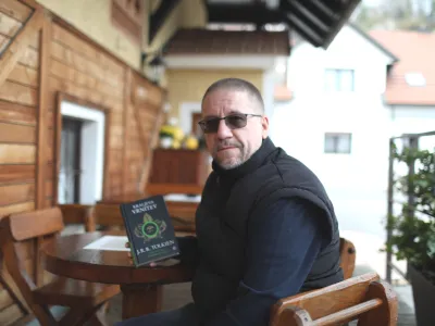 Sergej Hvala, prevajalec fantazijske književnosti&nbsp;