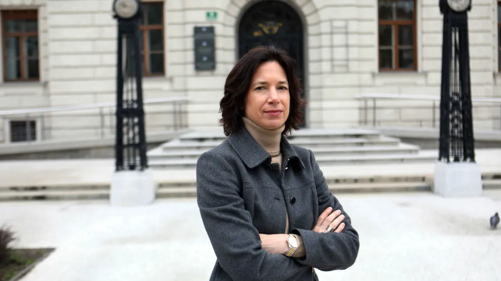 Predsednica sodni&scaron;kega dru&scaron;tva Vesna Bergant Rakočević pravi, da sodnike moti vezana trgovina, ki spreminja sestavo in način imenovanja članov sodnega sveta.