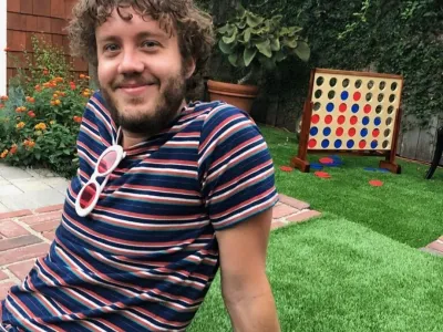 Televizijski režiser Jack Henry Robbins se je po&scaron;alil na račun nepo otrok, kamor sodi tudi sam. F Instagram