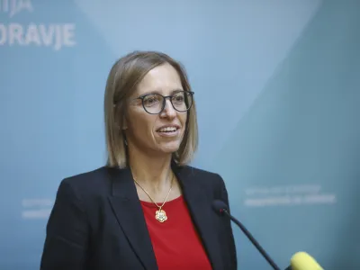 nova ministrica za zdravje dr. Valentina Prevolnik Rupel,- 16.10.2023 &ndash; Ministrstvo za zdravje - primopredajo poslov med dr. Robertom Golobom, ki je začasno opravljal funkcijo ministra za zdravje, in novo ministrico za zdravje dr. Valentino Prevolnik Rupel, //FOTO: Luka Cjuha