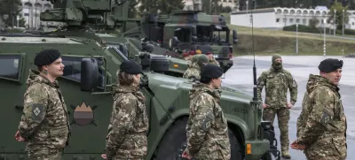 - simbolična fotografija – vojaki SV -- 31.03.2023 – Slovenska vojska (SV) - Vojašnica Ivana Cankarja Vrhnika - obisk predsednice republike v okviru katerega se je seznanila s stanjem pripravljenosti Slovenske vojske v letu 2022, //FOTO: Jaka Gasar