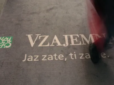 - ilustrativna fotografija - - VZAJEMNA zdravstvena zavarovalnica, d.v.z., Vo&scaron;njakova 2, Ljubljana, //FOTO: Matej Pov&scaron;e<br><br>OPOMBA: ZA OBJAVO V ČASOPISU DNEVNIK