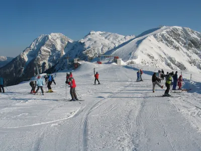 Smuči&scaron;če Krvavec, smučarji