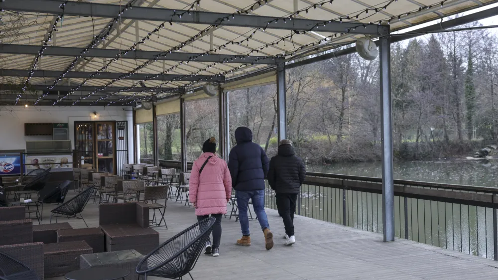 - 08.01.2024 - Čolnarna Park Tivoli &ndash; gostinski lokal so zaradi slabe higiene zaprli //FOTO: Jaka Gasar