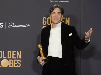 Cillian Murphy je dobitnik zlatega globusa za najbolj&scaron;o mo&scaron;ko vlogo v filmu Oppenheimer.