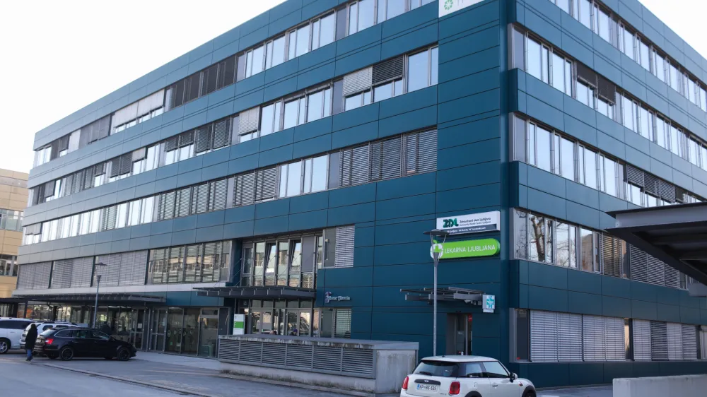 Načrtovani vstop Gostinstva Jezer&scaron;ek na trg priprave hrane za znanega naročnika naj bi s konkurenčnega vidika pla&scaron;il menedžment Sovite, favoritinje za prevzem Gorenja Gostinstvo. Na fotografiji sedež Sovite v ljubljanskem Tehnolo&scaron;kem parku.&nbsp;