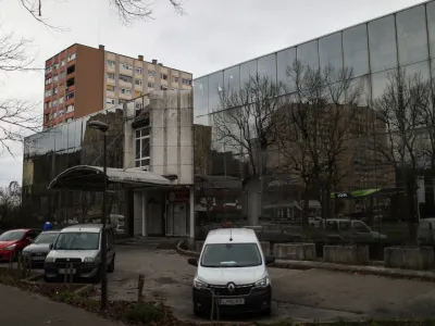 28.12.2023. - Stavba na Litijski cesti 51, ki naj bi jo država kupila za potrebe pravosodja.//FOTO: Bojan Velikonja