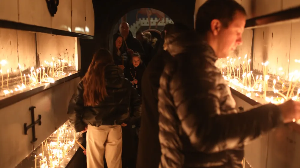 - 06.01.2023 - Pravoslavni božič v cerkvi sv. Cirila in Metoda v Ljubljani - badnji dan - pravoslavni verniki<br><br> foto: Bojan Velikonja