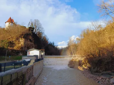 Za nakup Gorenjskih elektrarn, hčerinskega podjetja Elektra Gorenjske, se bodo lahko potegovali tudi tujci. Na fotografiji nedavno obnovljena HE Standard.