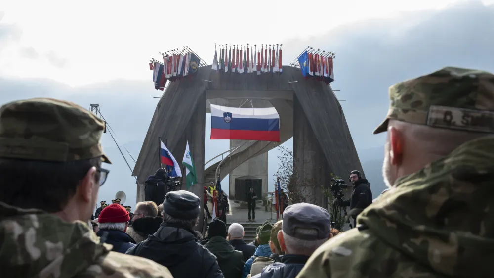 - 14.01.2024 - Dražgo&scaron;e 2024 - osrednja slovesnost Po stezah partizanske Jelovice v spomin na 82. obletnico Dražgo&scaron;ke bitke, //FOTO: Nik Erik Neubauer
