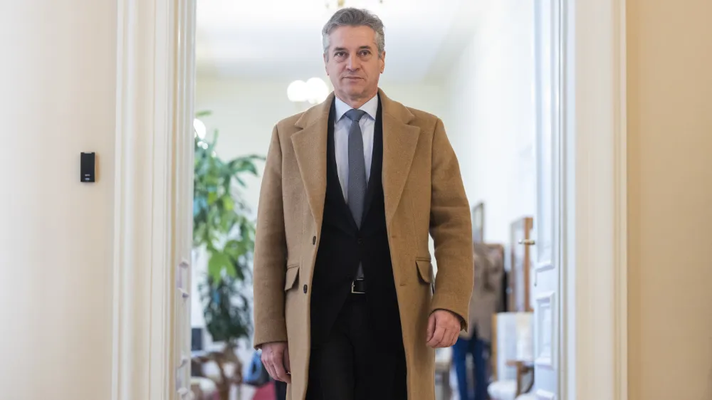 Ljubljana, predsedniska palaca.<br>Srecanje o dolgorocni rabi jedrske energije v Sloveniji.<br>Predsednik vlade Robert Golob.