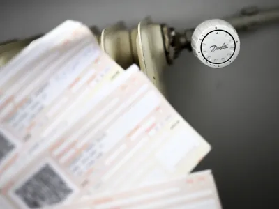 Medtem ko je povporečna cena za porabljeno megavatno uro toplote v državi slabih 159 evrov, je v &Scaron;ale&scaron;ki dolini ta cena za 30 evrov nižja. Daleč najdražje ogrevanje plačujejo v Ravnah na Koro&scaron;kem; za vsako megavatno uro dobavljene topote plačajo skoraj dvakrat več kot Velenjčani. Foto: Nik Erik Neubauer&nbsp;