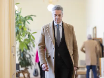 Ljubljana, predsedniska palaca.<br>Srecanje o dolgorocni rabi jedrske energije v Sloveniji.<br>Predsednik vlade Robert Golob.