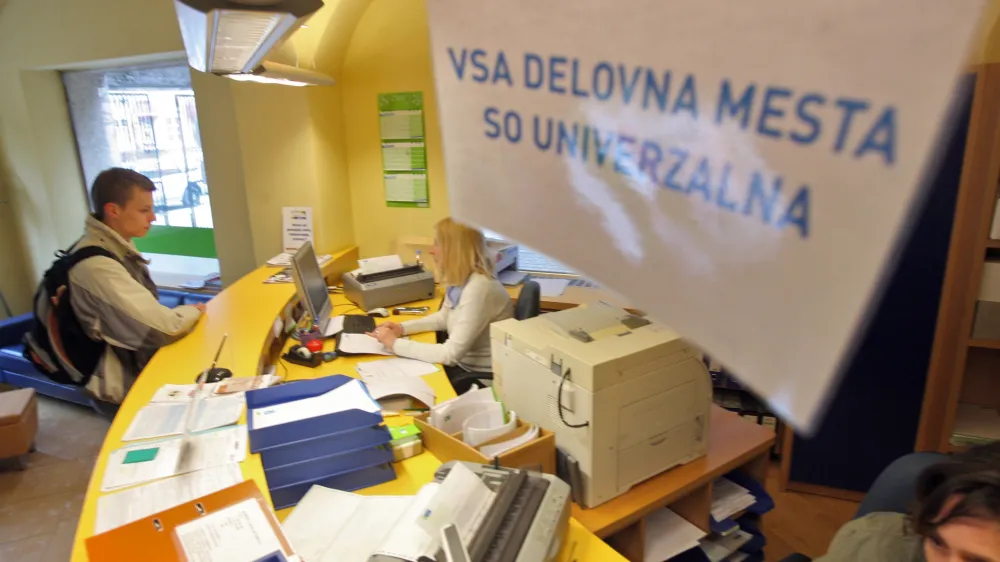 &Scaron;tudentski servis Bor&scaron;tnikov trg Ljubljana  ///FOTO: Luka Cjuha