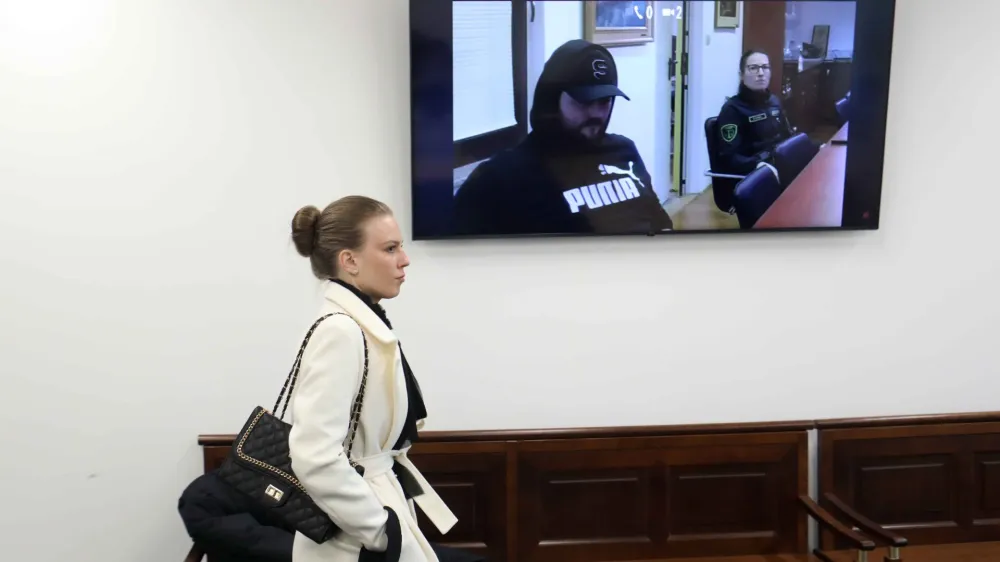 07.02.2024 - sodi&scaron;če, Julija Adle&scaron;ič, Sebastie AbramovFoto: Tomaž Skale