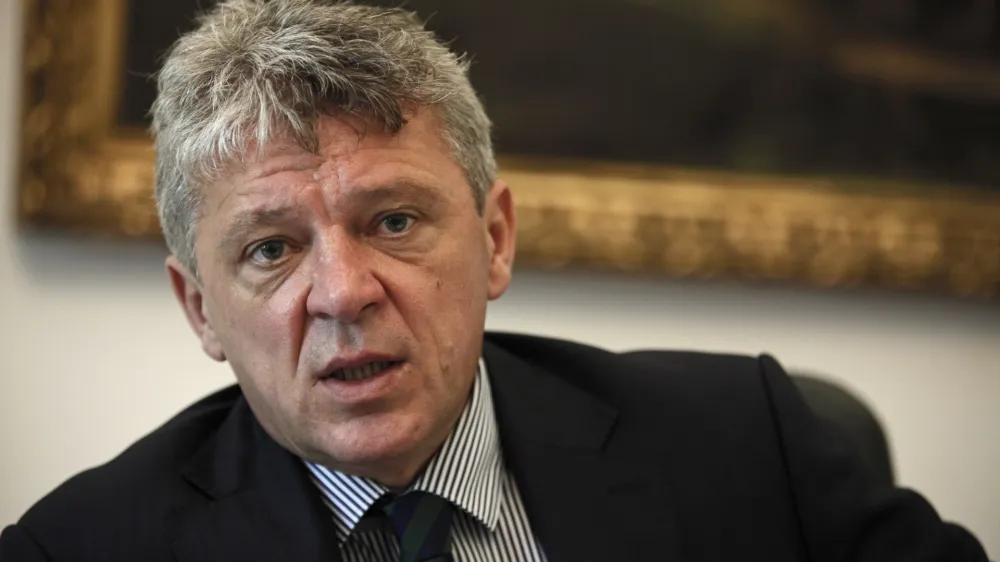 Ivan Turudić, hrva&scaron;ki sodnik zagreb&scaron;kega sodi&scaron;ča, ki je leta 2012 na deset let zapora obsodil nekdanjega hrva&scaron;kega premierja Iva Sanaderja zaradi vojnega dobičkarstva in prejema provizije v primerih Hypo ter Ina-Mol   //FOTO: OPOMBA: ZA OBJAVO V PRILOGI &ndash; DNEVNIKOV OBJEKTIV - INTERVJU 2013